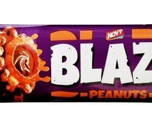 Novy Blazo Crisps  Caramel & Peanut Coated Wafers Filled with Chocolate 1 pcs