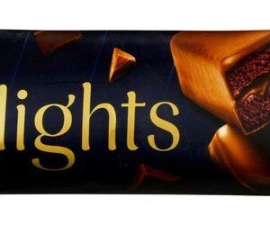 Novy Torta Delights Chocolate Coated Cake Bar Filled with Chocolate Cream