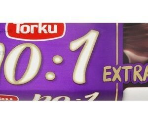 Torku No:1 Extra Chocolate Coated Wafer Filled with Hazelnut Cream